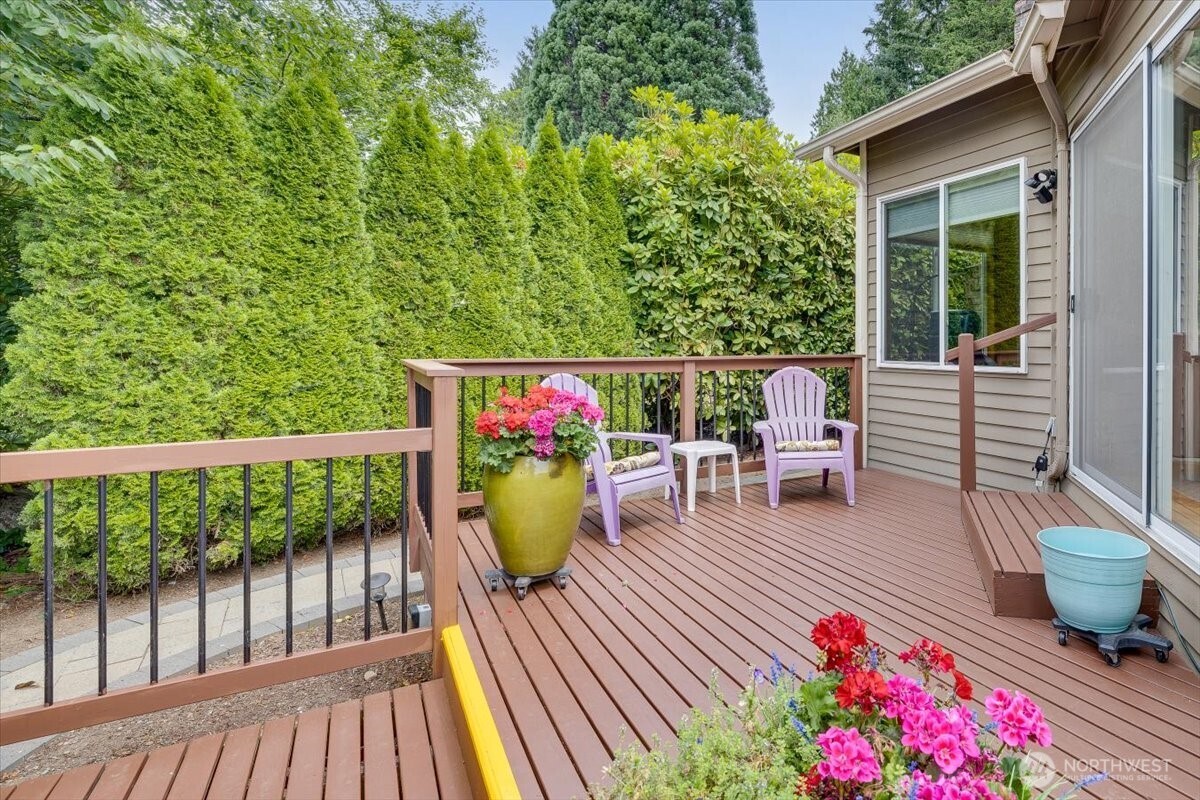 9806 Northeast 197th Street Bothell, WA 98011 - Photo 27 of 39 Gallery Image 27
