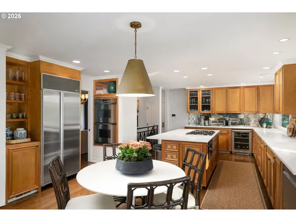$1,295,000 | 722 Southwest Westwood Drive, Portland, OR 97239