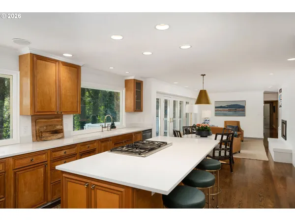 $1,295,000 | 722 Southwest Westwood Drive, Portland, OR 97239