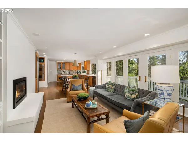 $1,295,000 | 722 Southwest Westwood Drive, Portland, OR 97239
