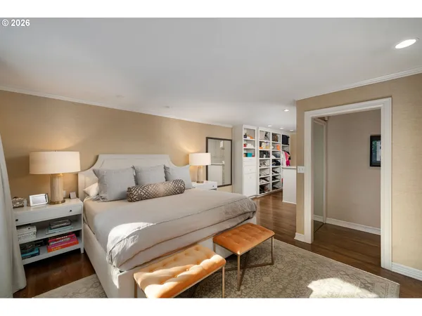 $1,295,000 | 722 Southwest Westwood Drive, Portland, OR 97239