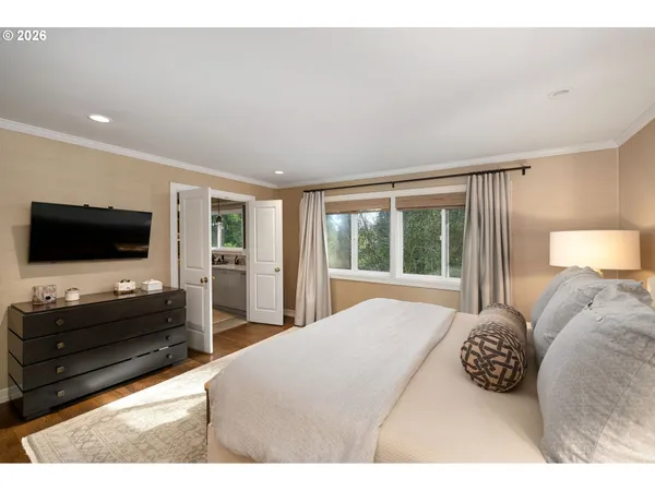 $1,295,000 | 722 Southwest Westwood Drive, Portland, OR 97239