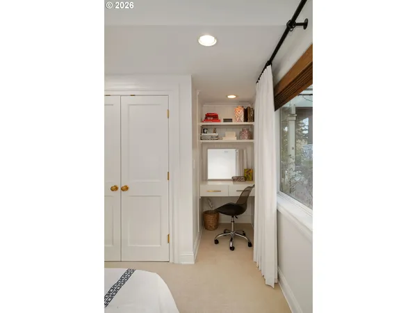 $1,295,000 | 722 Southwest Westwood Drive, Portland, OR 97239