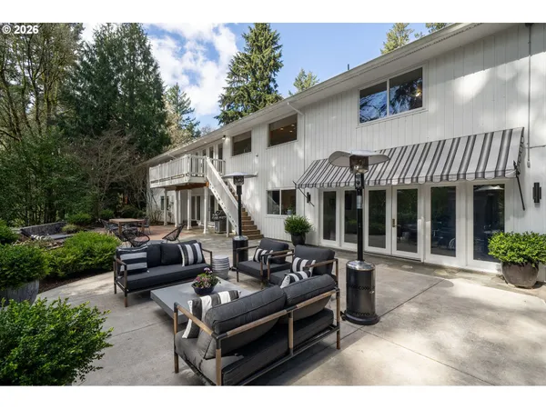 $1,295,000 | 722 Southwest Westwood Drive, Portland, OR 97239