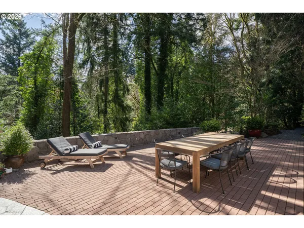 $1,295,000 | 722 Southwest Westwood Drive, Portland, OR 97239