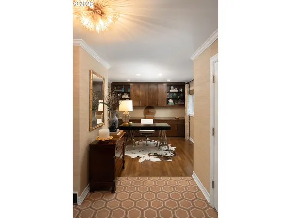 $1,295,000 | 722 Southwest Westwood Drive, Portland, OR 97239