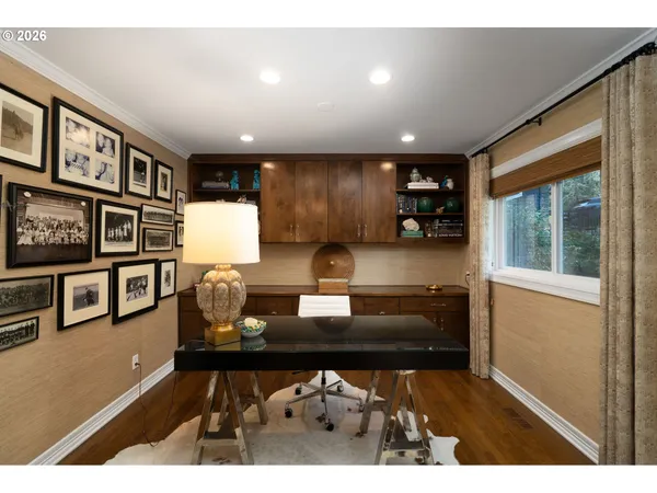 $1,295,000 | 722 Southwest Westwood Drive, Portland, OR 97239