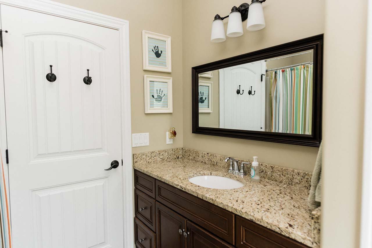 4599 Cedar Lake Road Traverse City, MI 49685 - Photo 16 of 33 1864012-15.JPG