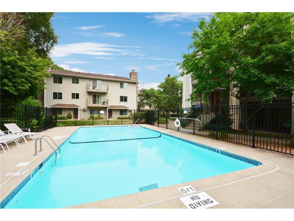 2150 Ridge Drive, Unit 14 St. Louis Park, MN 55416 - Photo 27 of 37