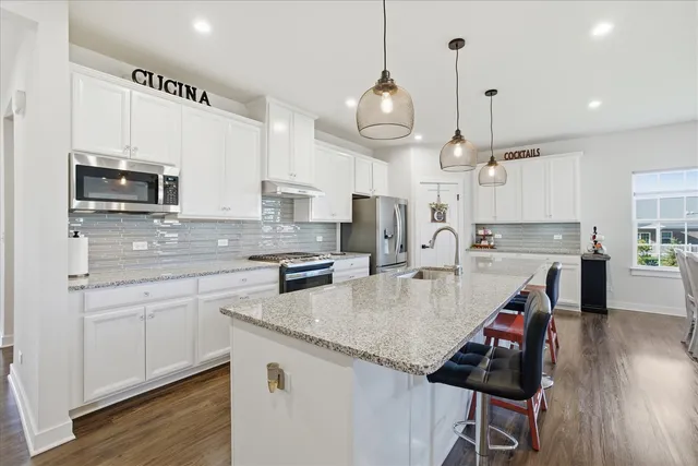 $545,000 | 1851 Glenlake Court, New Lenox, IL 60451