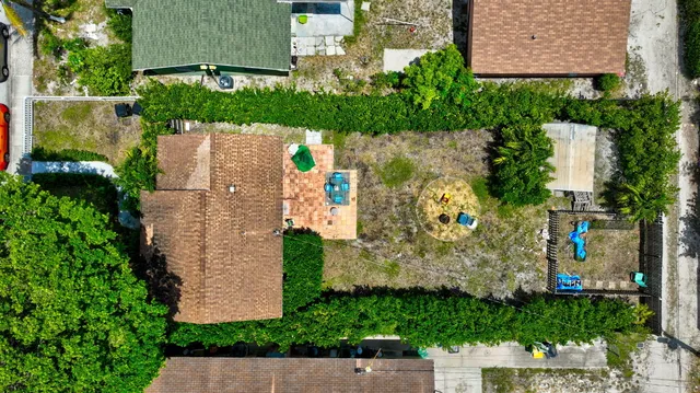 $340,000 | 614 South E Street, Lake Worth Beach, FL 33460