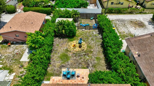 $340,000 | 614 South E Street, Lake Worth Beach, FL 33460