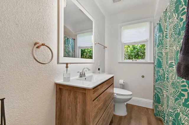 $340,000 | 614 South E Street, Lake Worth Beach, FL 33460