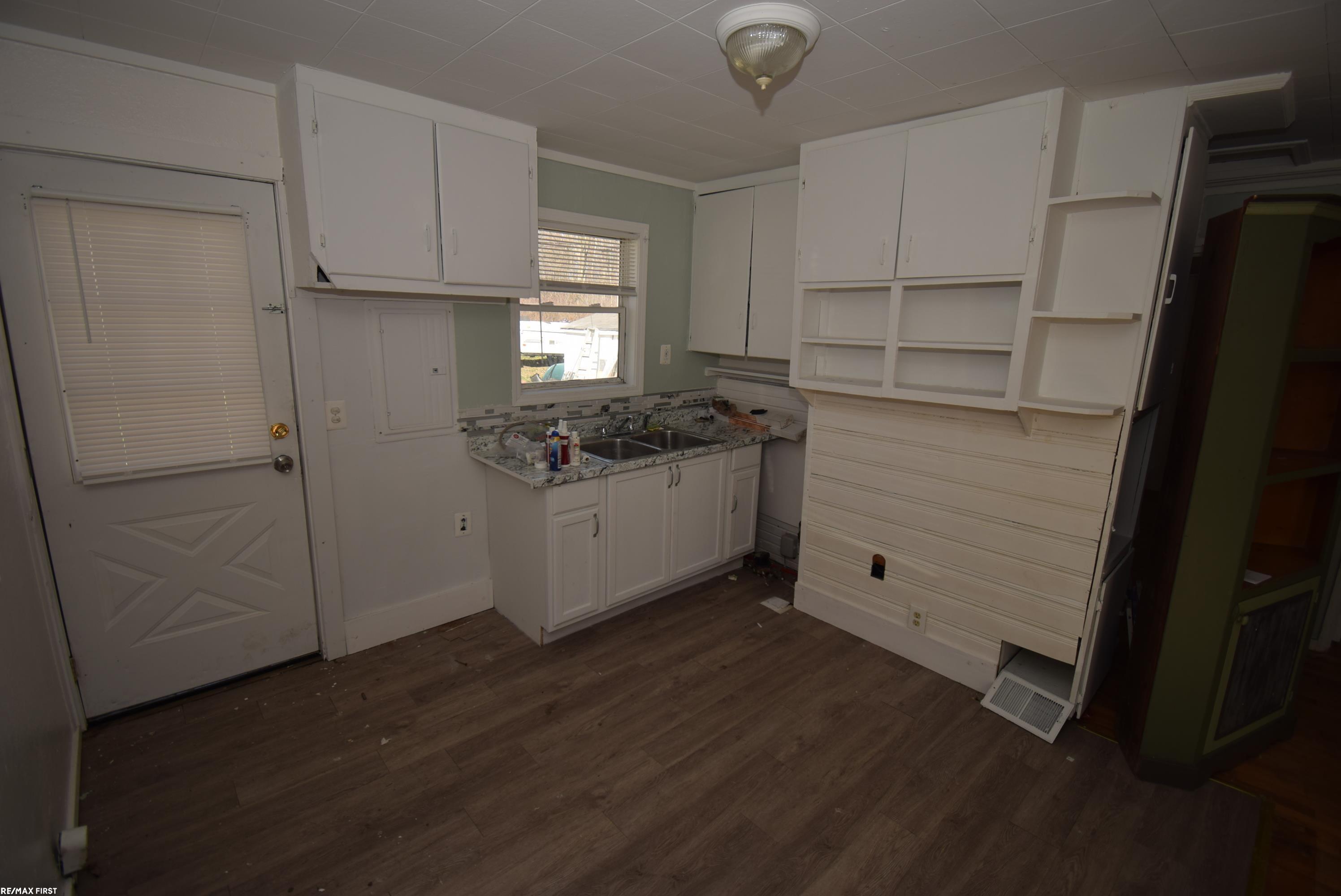 20150 Sherwood Road Belleville, MI 48111 - Photo 12 of 22