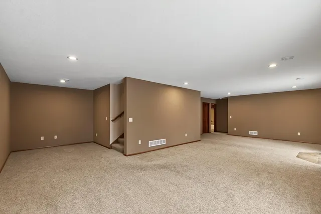 $530,000 | 674 Jutland Avenue, Shakopee, MN 55379