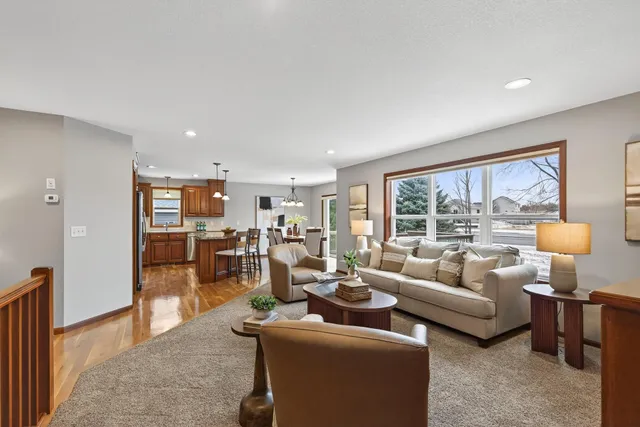 $530,000 | 674 Jutland Avenue, Shakopee, MN 55379