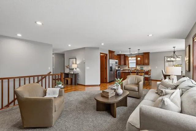 $530,000 | 674 Jutland Avenue, Shakopee, MN 55379