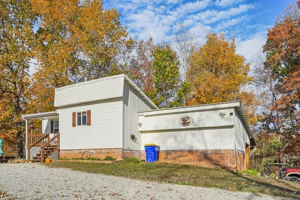 $550,000 | 380 Warden Lane, Russellville, KY 42276