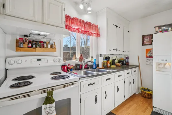 $550,000 | 380 Warden Lane, Russellville, KY 42276