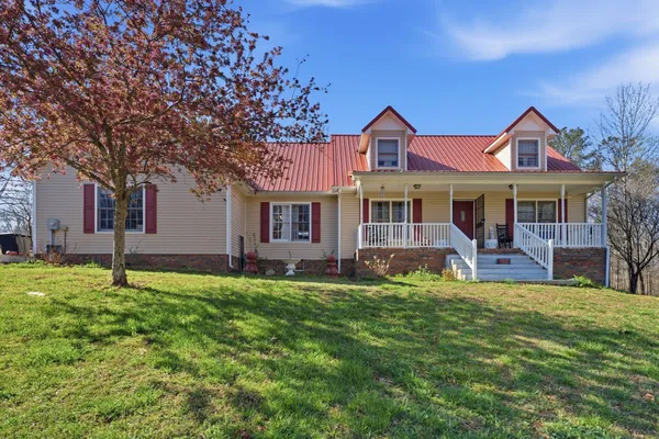 $649,900 | 91 Whispering Oaks Street, Summertown, TN 38483