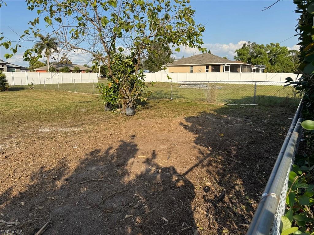 3908 Lee Boulevard Lehigh Acres, FL 33971 - Photo 22 of 24 View of yard