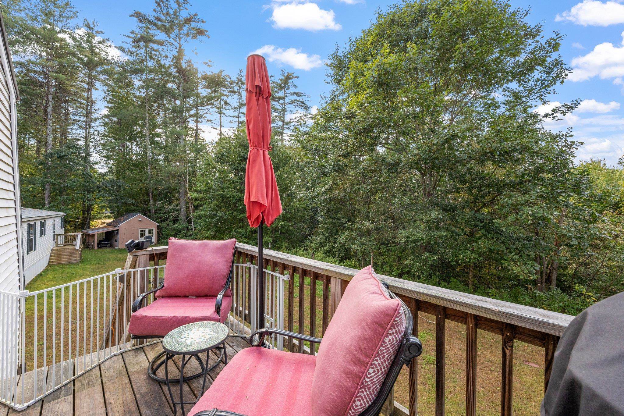 370 River Road Epsom, NH 03234 - Photo 17 of 40