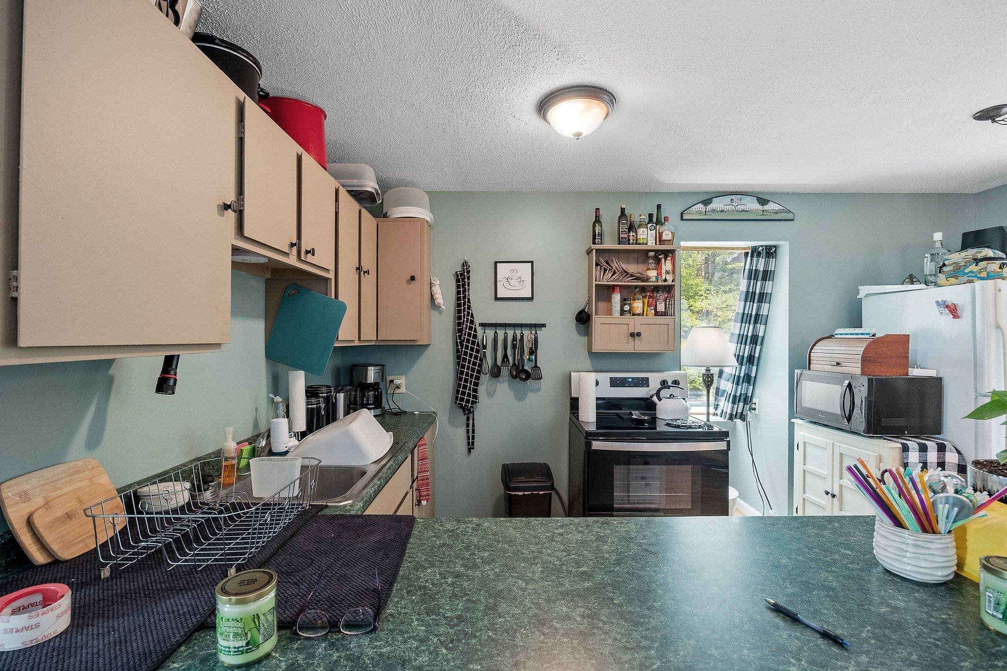 370 River Road Epsom, NH 03234 - Photo 20 of 40