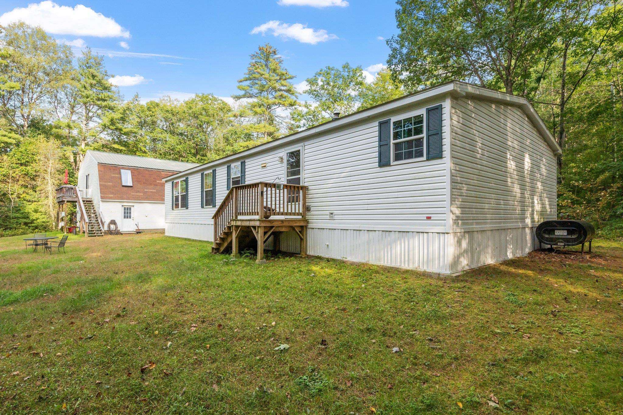 370 River Road Epsom, NH 03234 - Photo 24 of 40