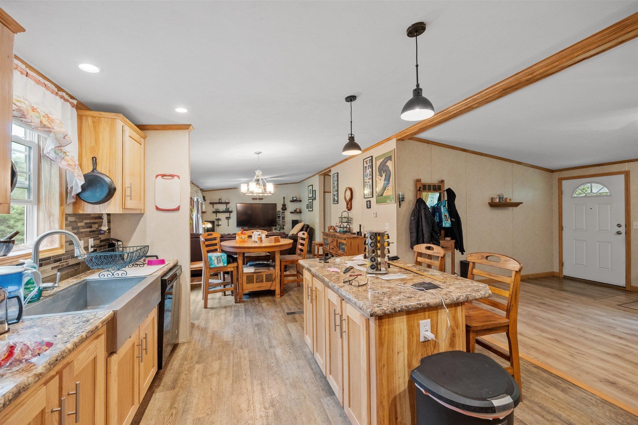 370 River Road Epsom, NH 03234 - Photo 6 of 40