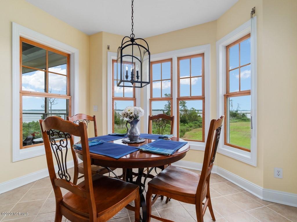 44 Point Lane Merritt, NC 28556 - Photo 18 of 48 018_Breakfast Nook