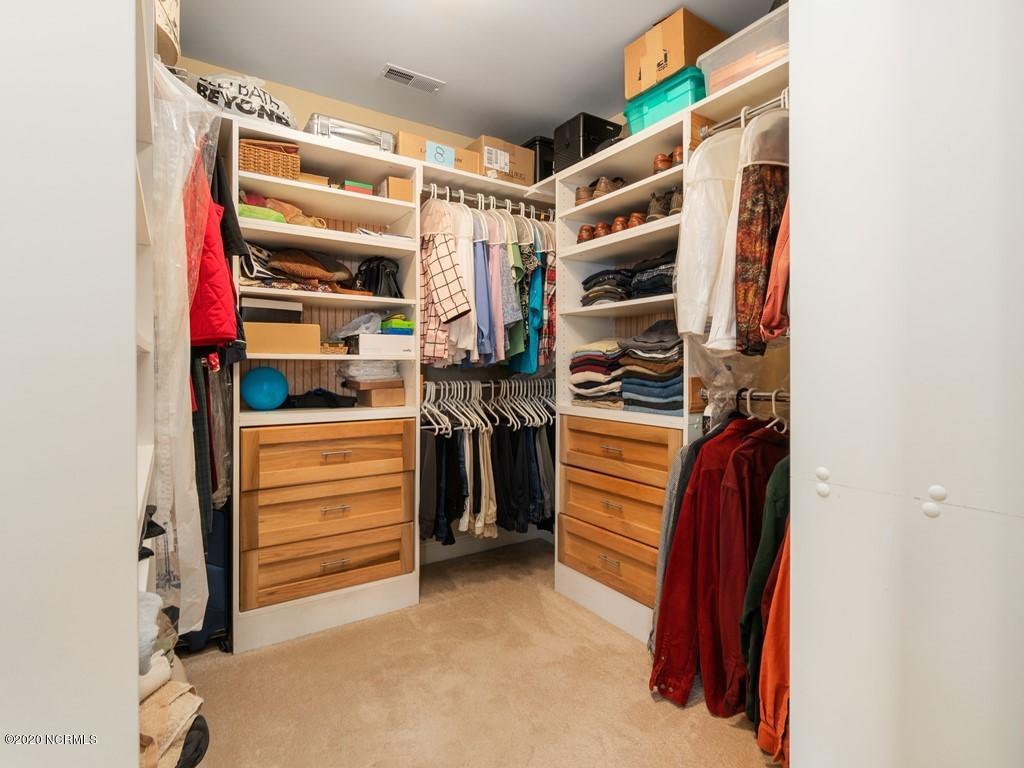 44 Point Lane Merritt, NC 28556 - Photo 26 of 48 026_Master Walkin Closet