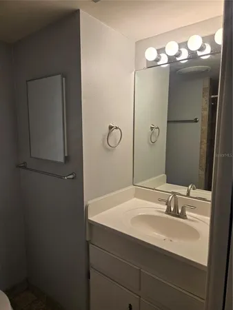 $2,200 | 10342 Carrollwood Lane, Unit 168, Tampa, FL 33618