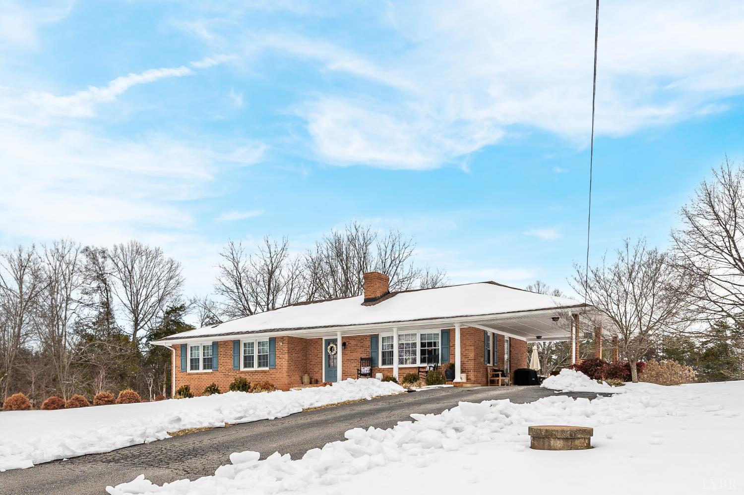 250 Lakeview Road Appomattox, VA 24522 - Photo 2 of 51