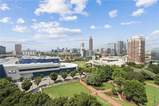 a close up view of washer and dryer