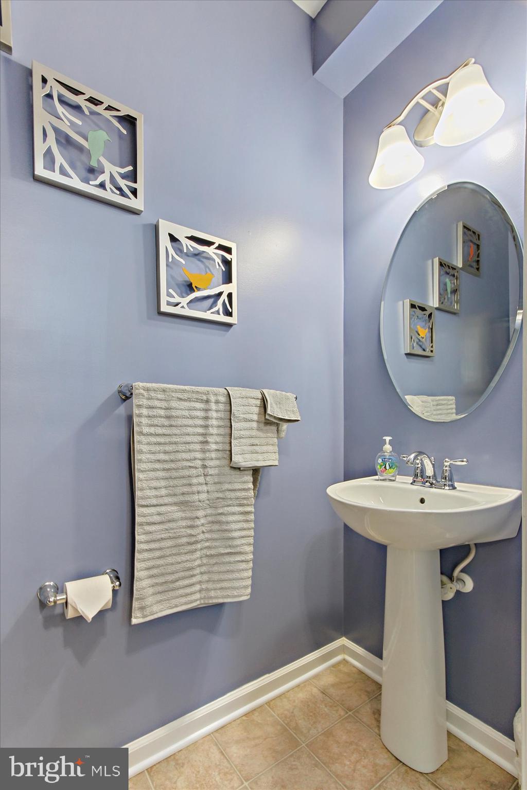 975 Countryside Road Seven Valleys, PA 17360 - Photo 8 of 36 Gallery Image 8