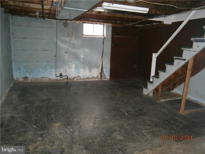 2084 Kent Road Folcroft, PA 19032 - Photo 3 of 10 Basement