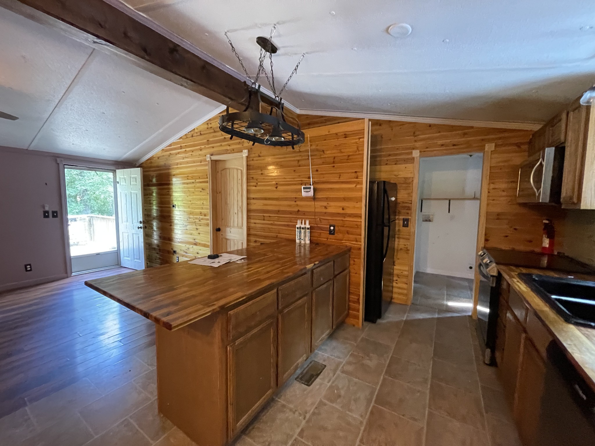 243 Coe Road Winchester, TN 37398 - Photo 4 of 22 Gallery Image 4