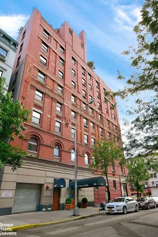 $885,000 | 186 West 80th Street, Unit 4J | Upper West Side