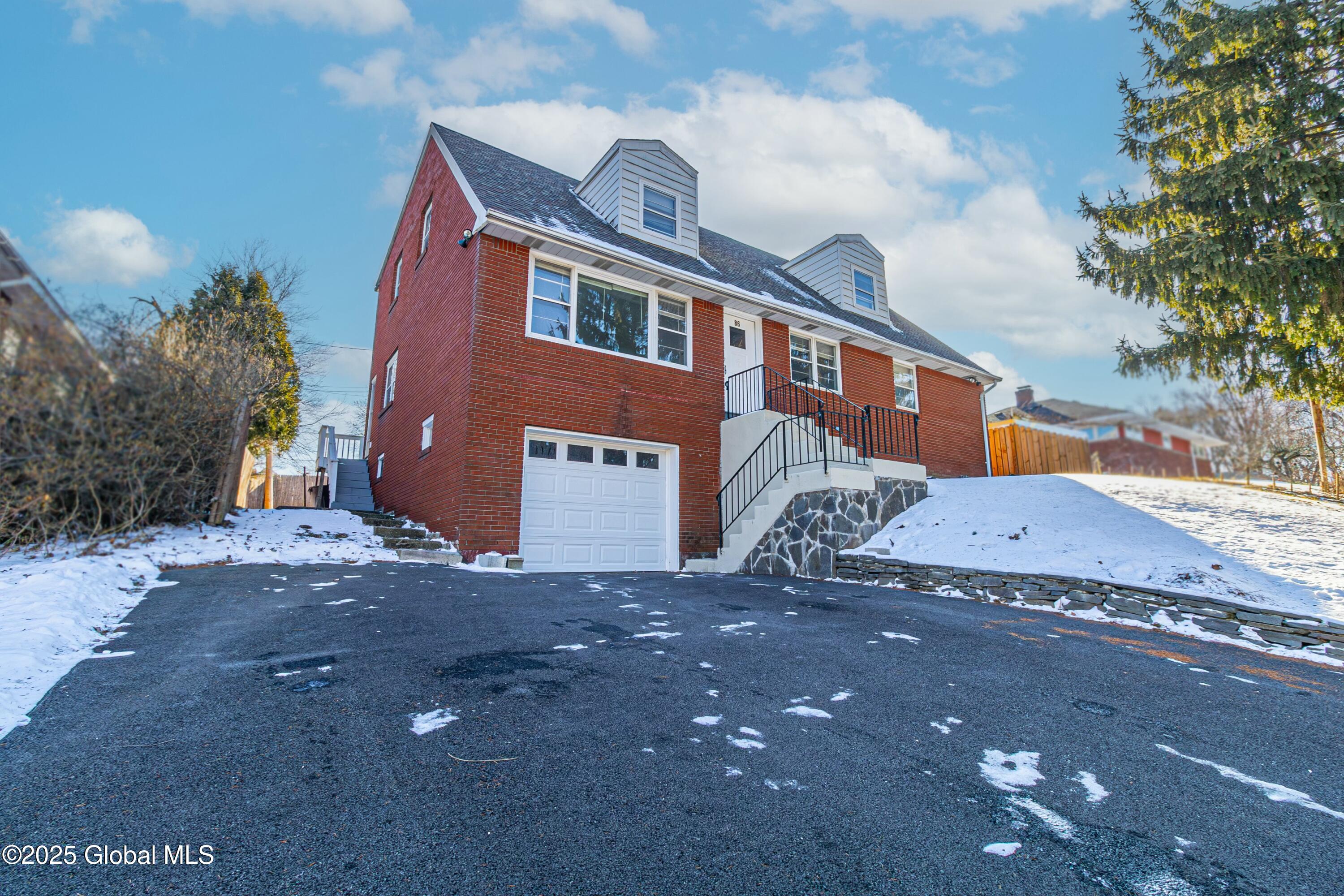 86 Hackett Boulevard Albany, NY 12209 - Photo 39 of 50 tempImagesKe0R0