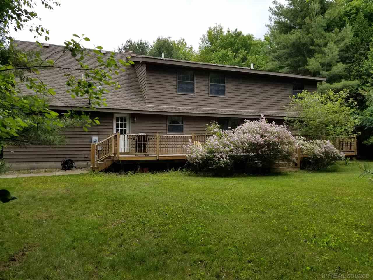 2320 South Lakeshore Road Applegate, MI 48401 - Photo 3 of 45