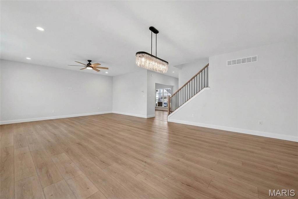 547 Ryehill Drive St. Peters, MO 63376 - Photo 8 of 32