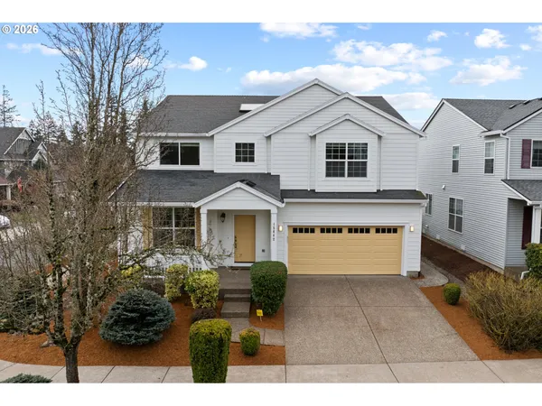 $695,000 | 15642 Southeast Bollam Drive, Clackamas, OR 97015
