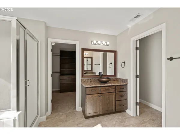 $695,000 | 15642 Southeast Bollam Drive, Clackamas, OR 97015