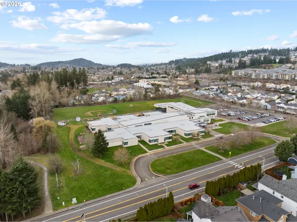 $695,000 | 15642 Southeast Bollam Drive, Clackamas, OR 97015