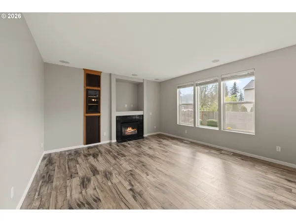 $695,000 | 15642 Southeast Bollam Drive, Clackamas, OR 97015