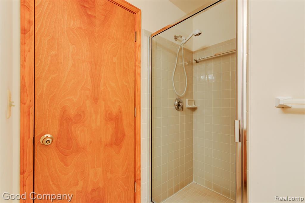 50837 Raintree Circle Chesterfield, MI 48047 - Photo 23 of 37