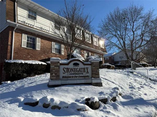 $2,400 | 58 Parkside Drive, Unit 58, Suffern, NY 10901