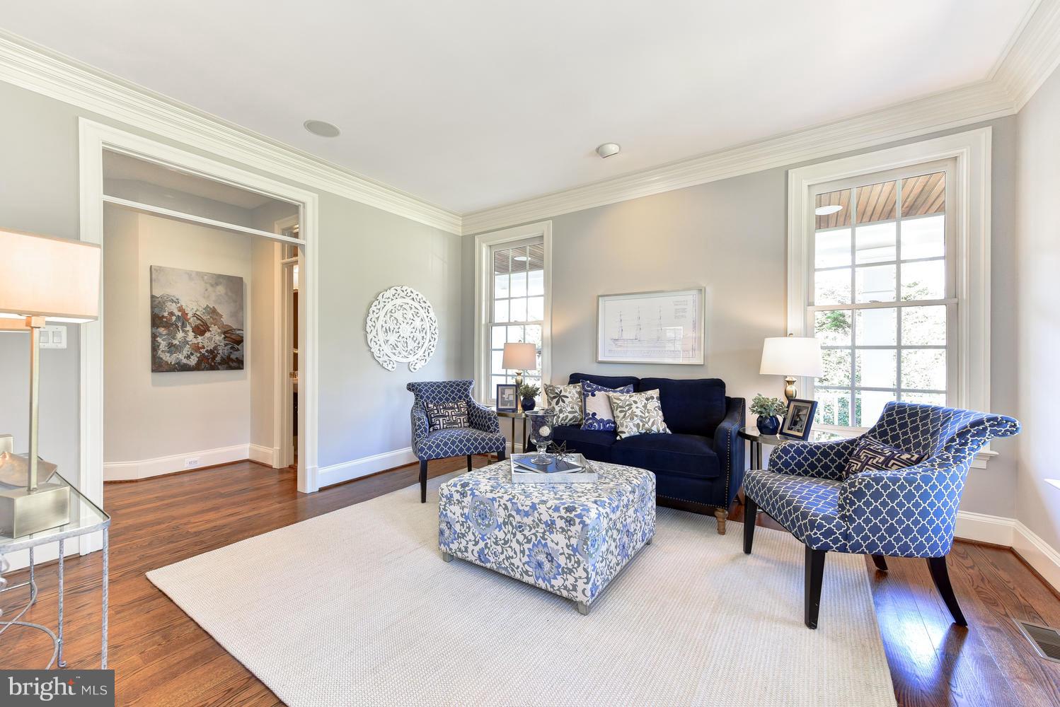 2024 Rockingham Street McLean, VA 22101 - Photo 4 of 30 Living Room