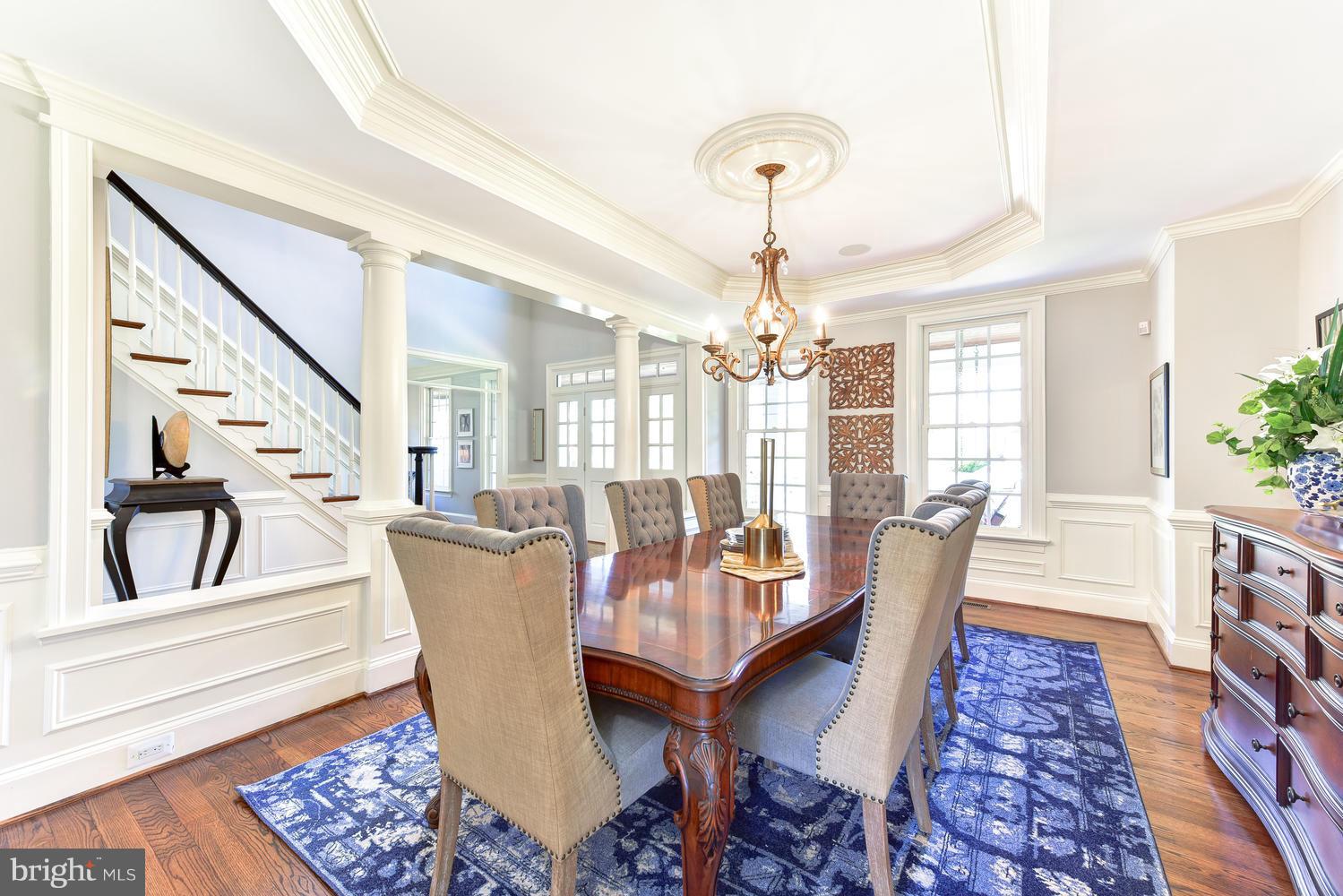 2024 Rockingham Street McLean, VA 22101 - Photo 5 of 30 Dining Room