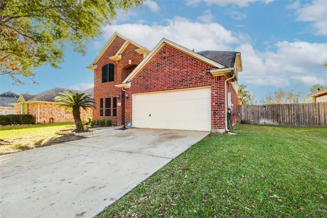 $320,000 | 130 Annes Way, Stafford, TX 77477